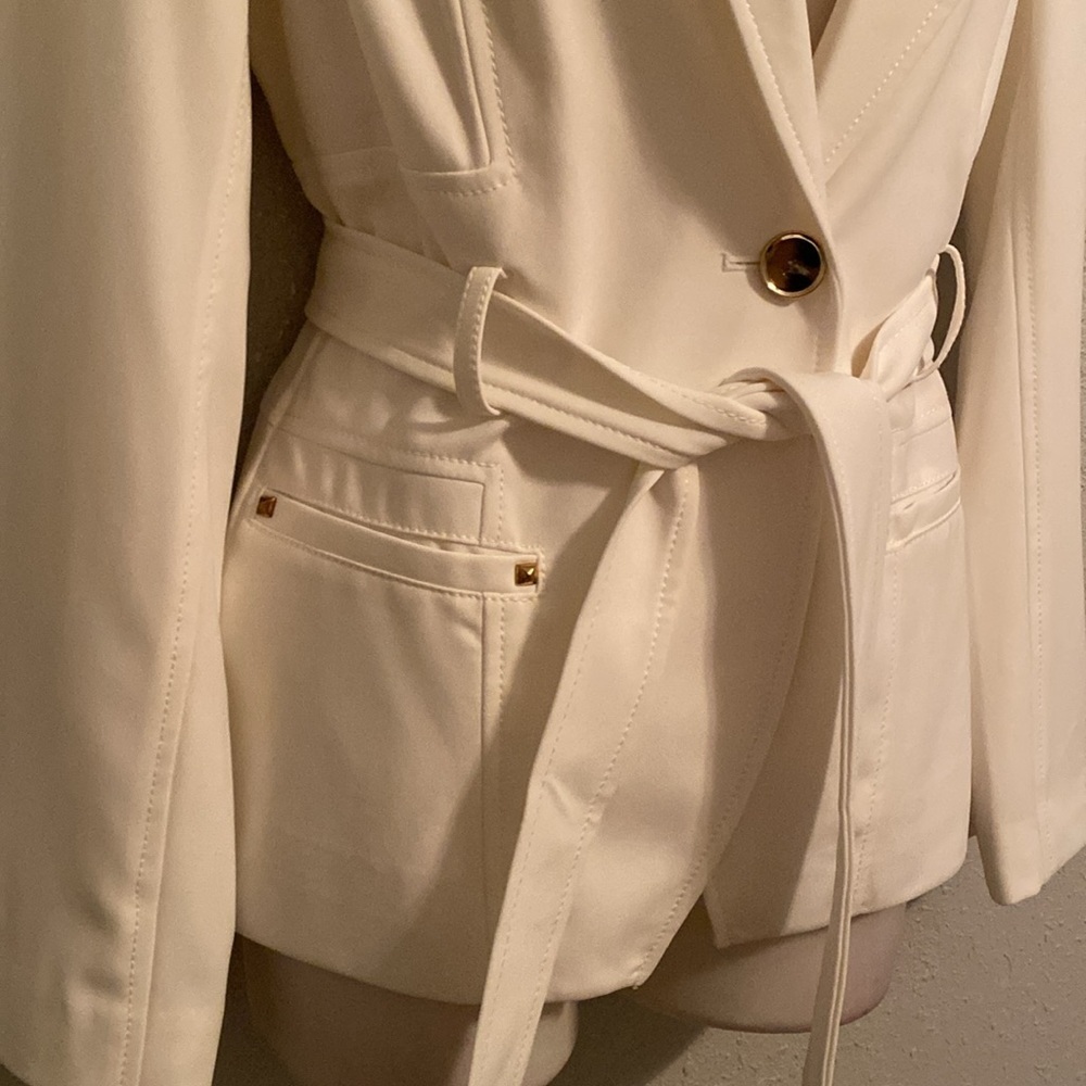 NWT Cache white stretch fitted tailored look belted blazer jacket 4 - Picture 4 of 10